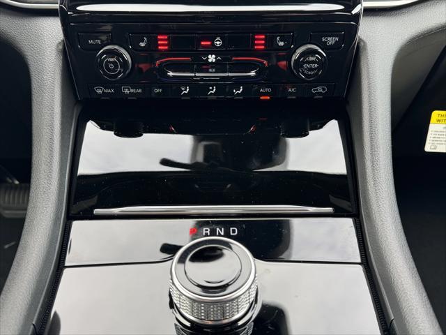 2025 Jeep Grand Cherokee Laredo X 4x4