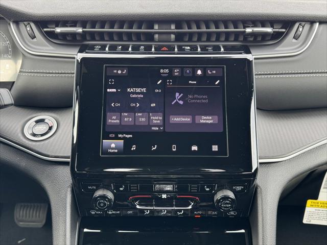 2025 Jeep Grand Cherokee Laredo X 4x4