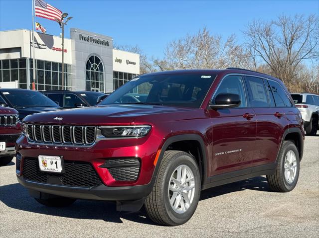 2025 Jeep Grand Cherokee GRAND CHEROKEE LAREDO X 4X4 2025 Jeep Grand Cherokee GRAND CHEROKEE LAREDO X 4X4
