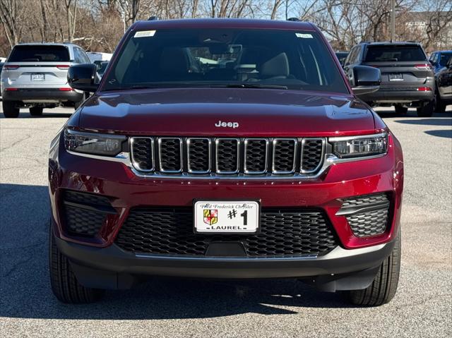 2025 Jeep Grand Cherokee GRAND CHEROKEE LAREDO X 4X4 2025 Jeep Grand Cherokee GRAND CHEROKEE LAREDO X 4X4