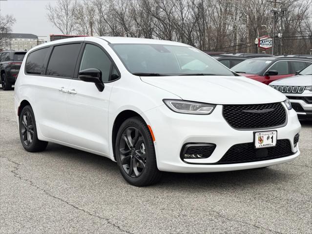 2026 Chrysler Pacifica PACIFICA SELECT