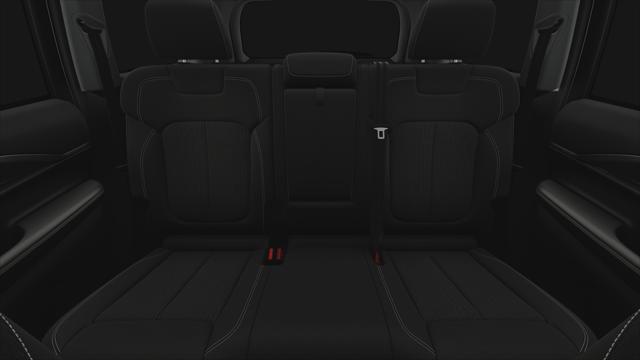 2025 Jeep Grand Cherokee GRAND CHEROKEE LAREDO 4X2