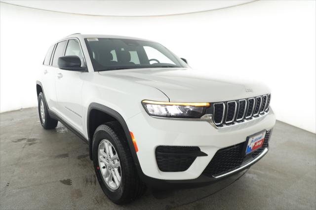 2025 Jeep Grand Cherokee GRAND CHEROKEE LAREDO 4X2