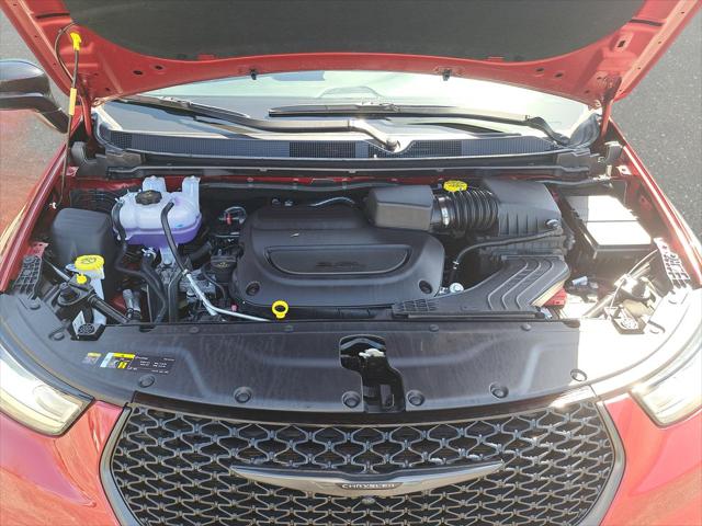 2026 Chrysler Pacifica Select AWD