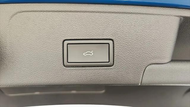 2026 Volkswagen Atlas Cross Sport SEL