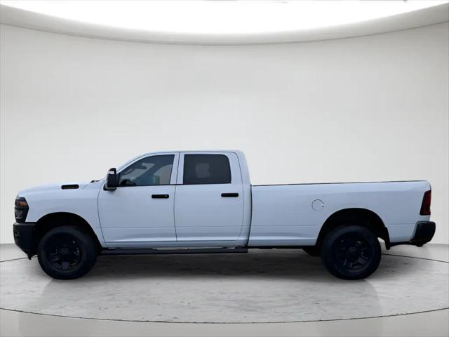 2026 Ram 3500 Tradesman Crew Cab 4x4 8' Box