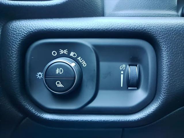 2026 Ram 3500 Tradesman Crew Cab 4x4 8' Box