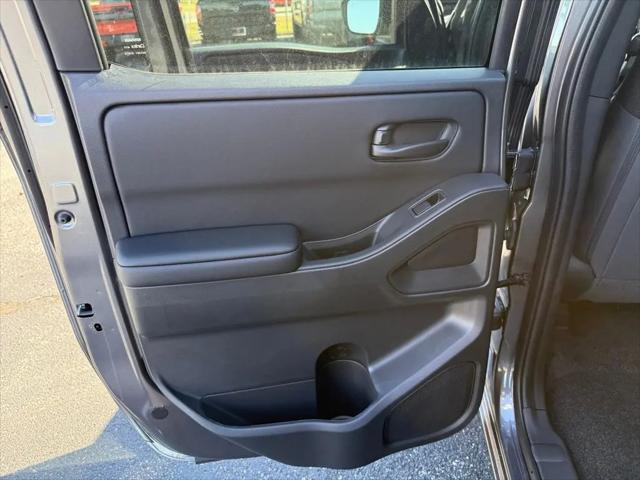 2026 Nissan Frontier Crew Cab Long Bed SV 4x2