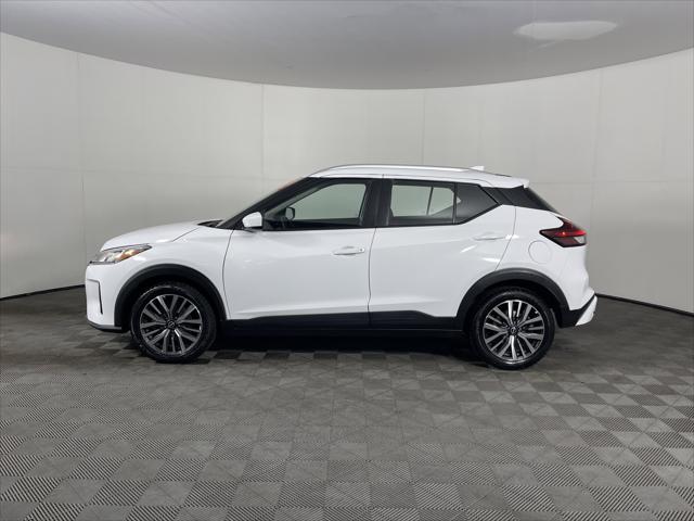 2022 Nissan Kicks SV Xtronic CVT