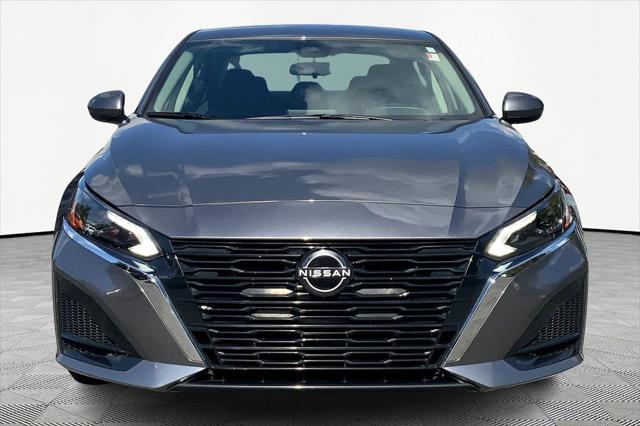 2023 Nissan Altima SV FWD