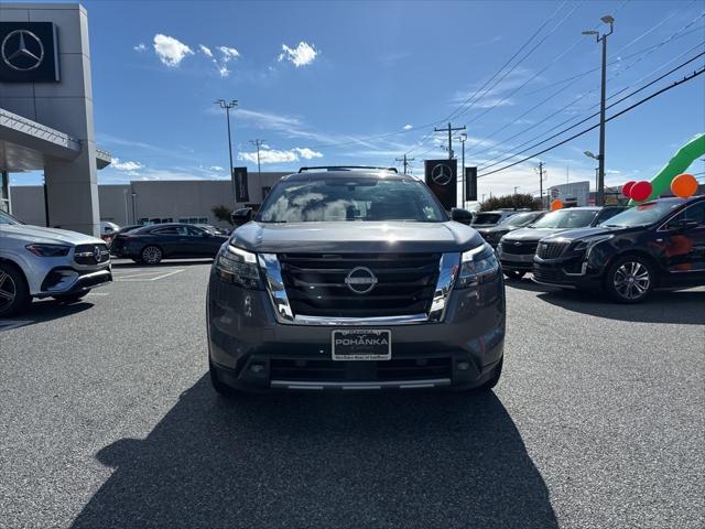 2022 Nissan Pathfinder SL 2WD