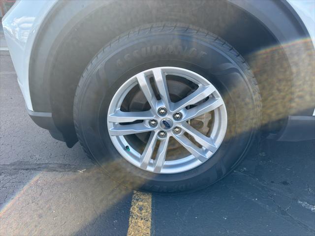 2020 Ford Explorer XLT 2020 Ford Explorer XLT