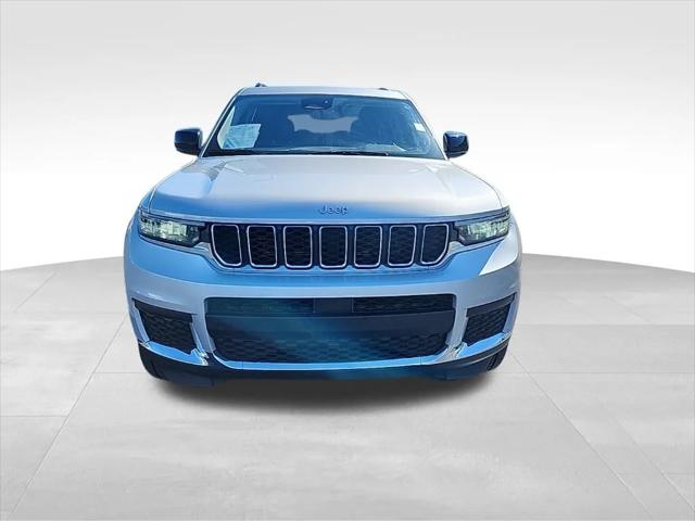 2023 Jeep Grand Cherokee L Laredo 4x2 2023 Jeep Grand Cherokee L Laredo 4x2