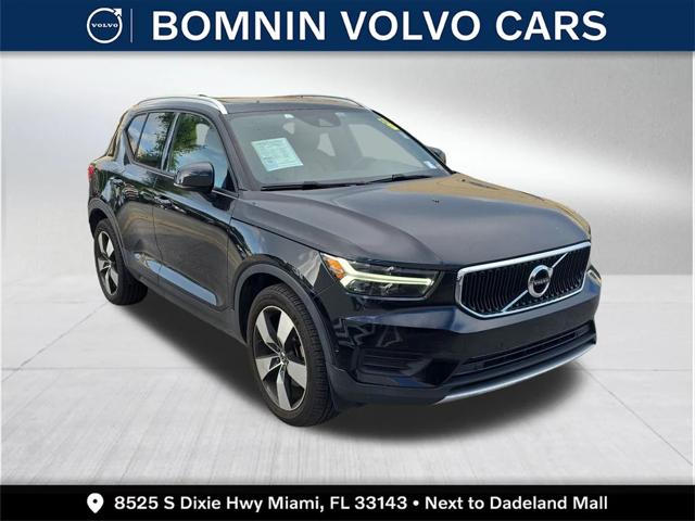2019 Volvo XC40 T5 Momentum