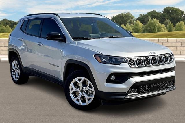 2025 Jeep Compass Latitude 4x4 2025 Jeep Compass Latitude 4x4