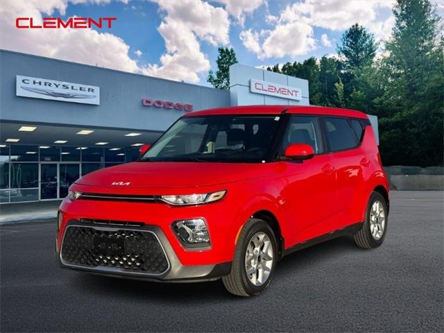2022 Kia Soul S 2022 Kia Soul S