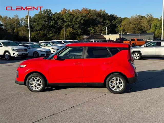2022 Kia Soul S 2022 Kia Soul S