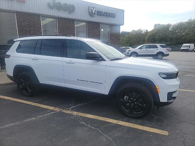2023 Jeep Grand Cherokee L Altitude 4x4