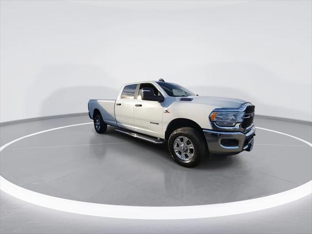 2024 RAM 3500 Big Horn Crew Cab 4x4 8 Box