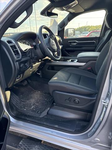 2025 RAM 1500 Big Horn Crew Cab 4x4 57 Box 2025 RAM 1500 Big Horn Crew Cab 4x4 57 Box