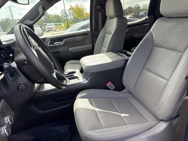 2023 GMC Sierra 1500 4WD Crew Cab Short Box SLT