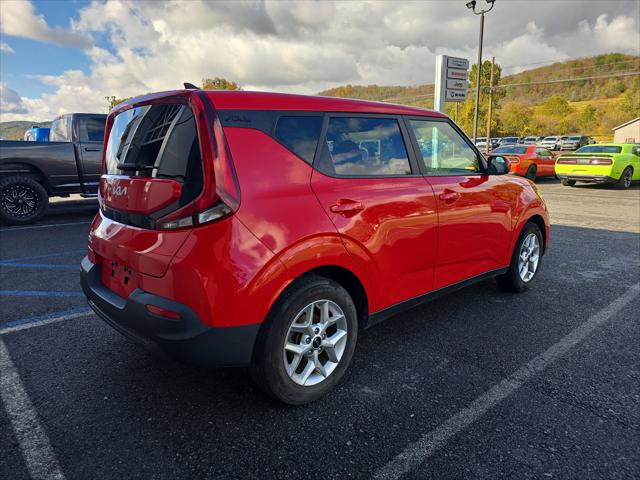 2022 Kia Soul LX