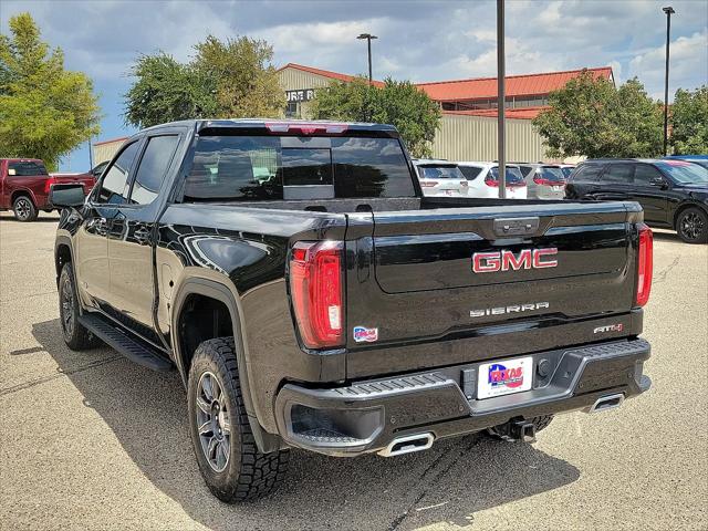 2024 GMC Sierra 1500 4WD Crew Cab Short Box AT4