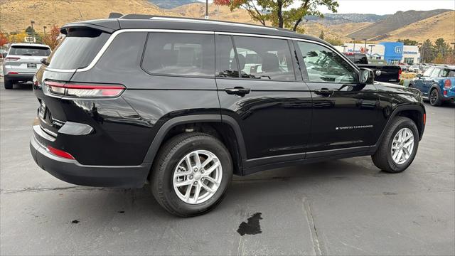 2023 Jeep Grand Cherokee L Laredo 4x4 2023 Jeep Grand Cherokee L Laredo 4x4