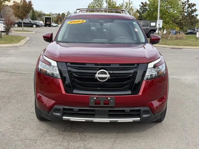 2023 Nissan Pathfinder SL 4WD 2023 Nissan Pathfinder SL 4WD