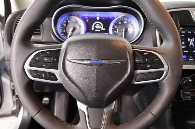2023 Chrysler 300 Touring