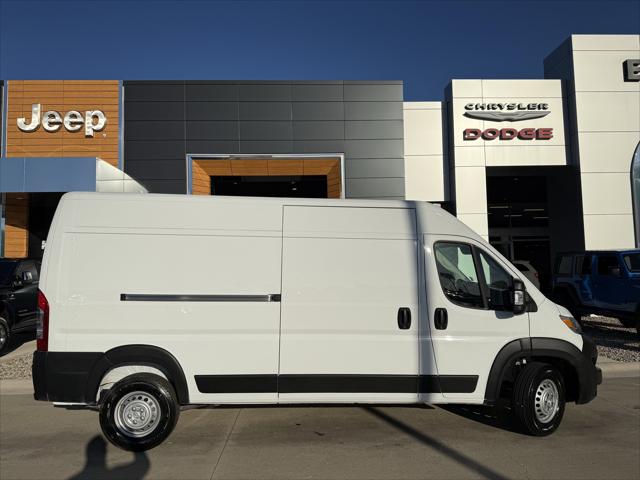 2025 Ram ProMaster 2500 Cargo Van Tradesman High Roof 159" WB w/Pass Seat