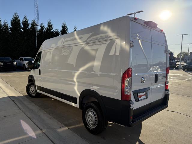 2025 Ram ProMaster 2500 Cargo Van Tradesman High Roof 159" WB w/Pass Seat