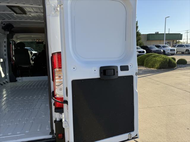 2025 Ram ProMaster 2500 Cargo Van Tradesman High Roof 159" WB w/Pass Seat