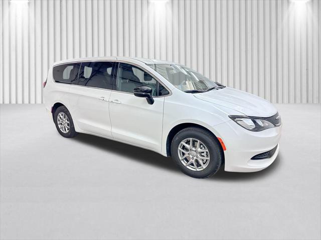 2026 Chrysler Voyager VOYAGER LX