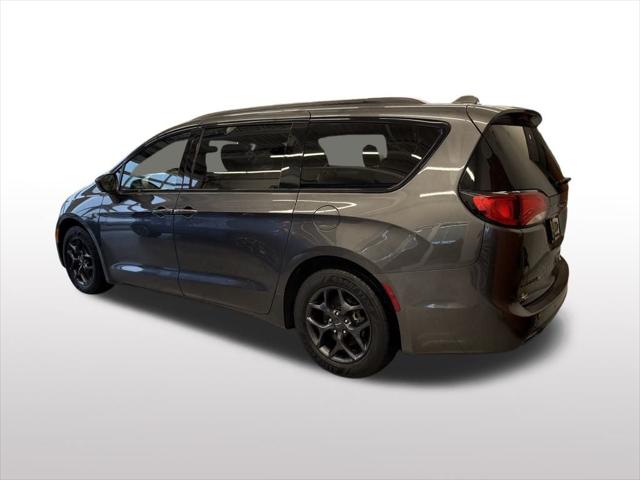 2020 Chrysler Pacifica Touring L Plus 2020 Chrysler Pacifica Touring L Plus