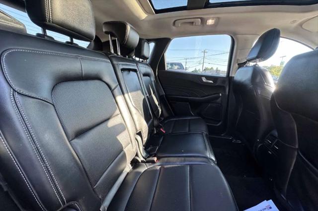 2021 Ford Escape SEL