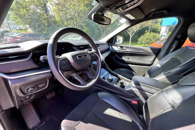 2024 Jeep Grand Cherokee L Altitude 4x4