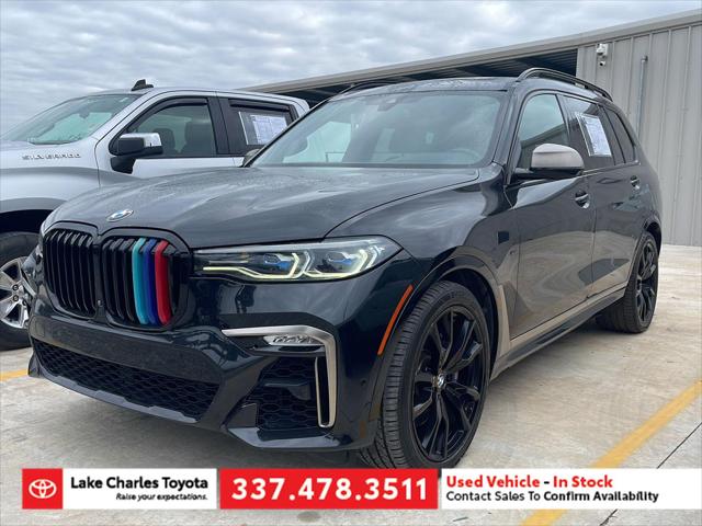 2020 BMW X7 M50i's photo