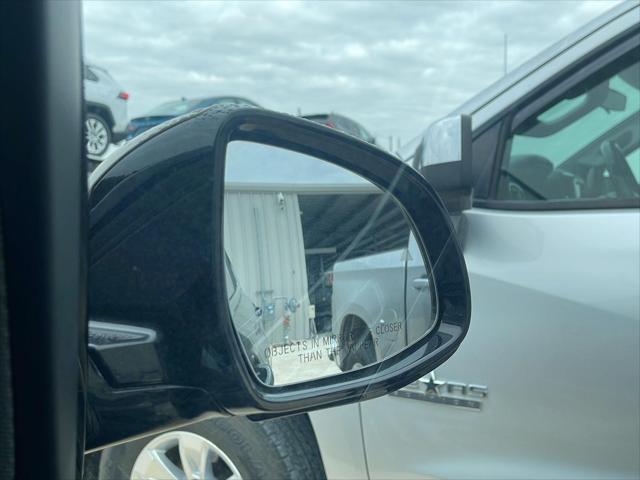 2020 BMW X7 M50i - Photo 19