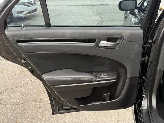 2021 Chrysler 300 300S
