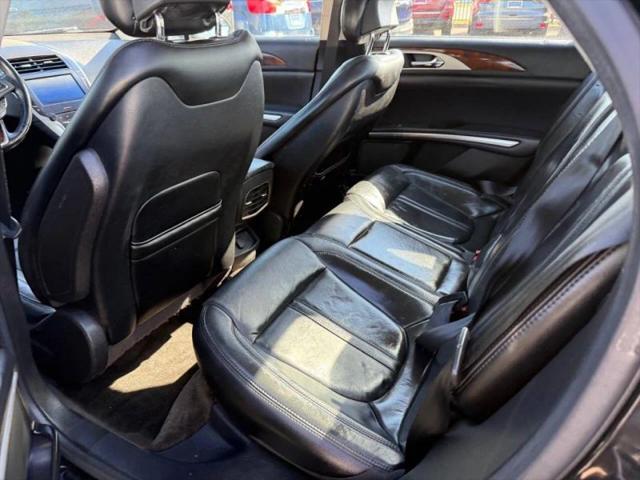 2015 Lincoln MKZ Base