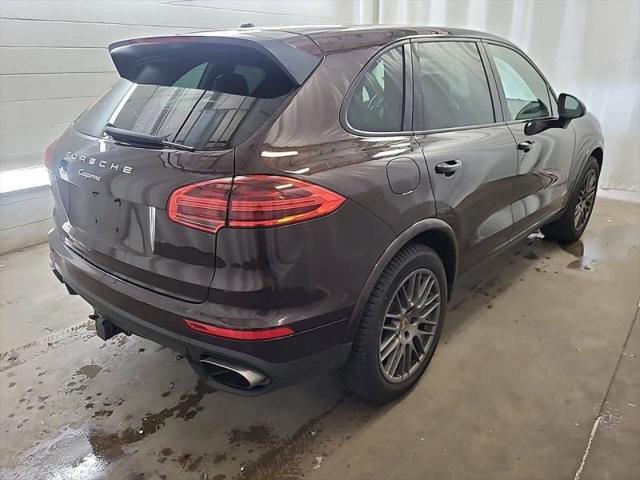 2017 Porsche Cayenne Platinum Edition