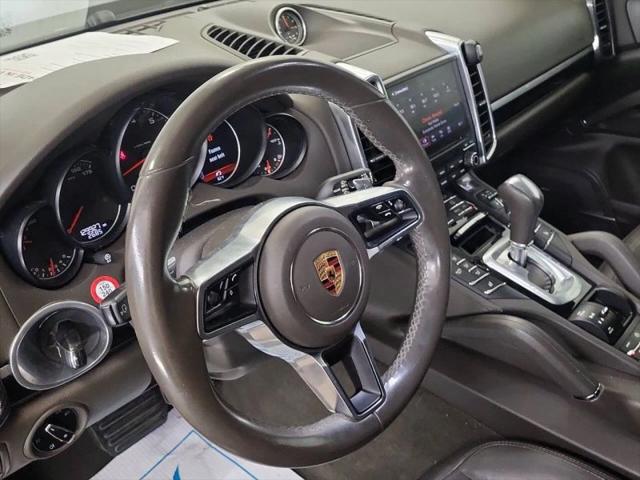 2017 Porsche Cayenne Platinum Edition