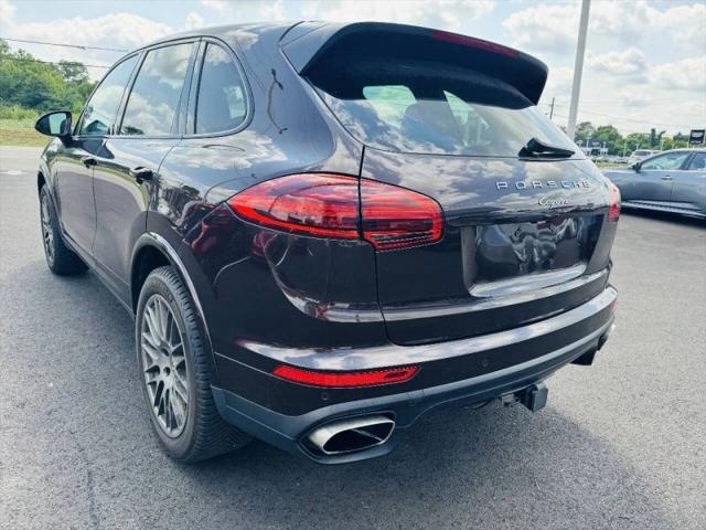 2017 Porsche Cayenne Platinum Edition