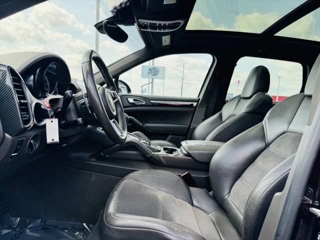 2017 Porsche Cayenne Platinum Edition