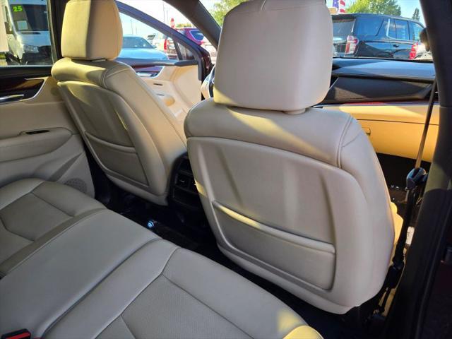 2017 Cadillac XT5 Luxury