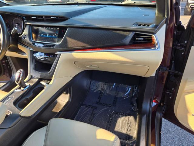 2017 Cadillac XT5 Luxury