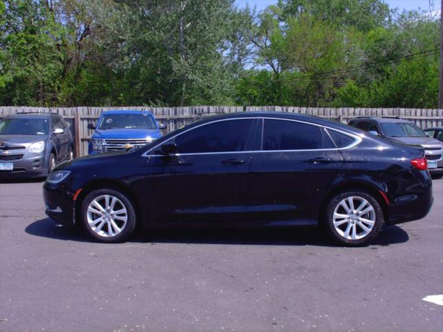 2016 Chrysler 200 Limited