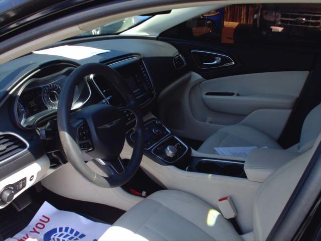 2016 Chrysler 200 Limited