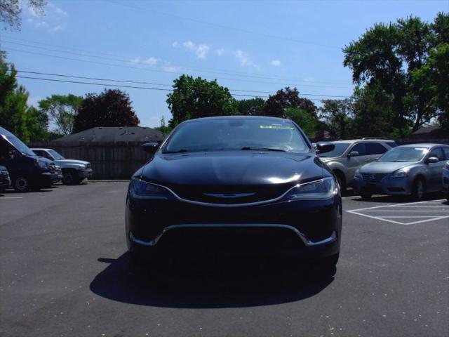 2016 Chrysler 200 Limited